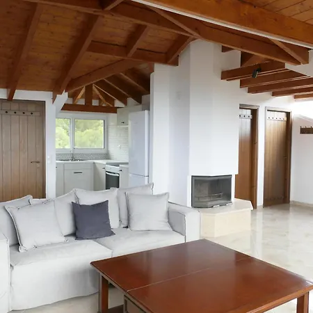 Eleftherion Comfort Living Lefkada Φτερνό