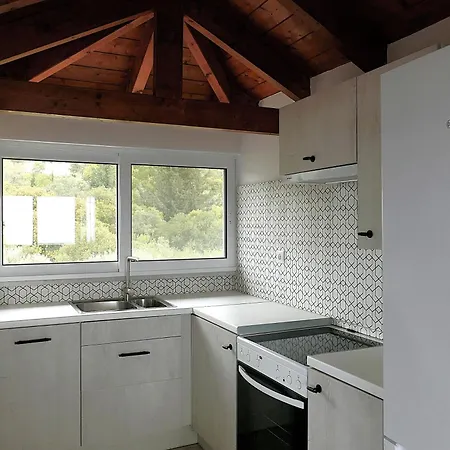 Eleftherion Comfort Living Lefkada Φτερνό